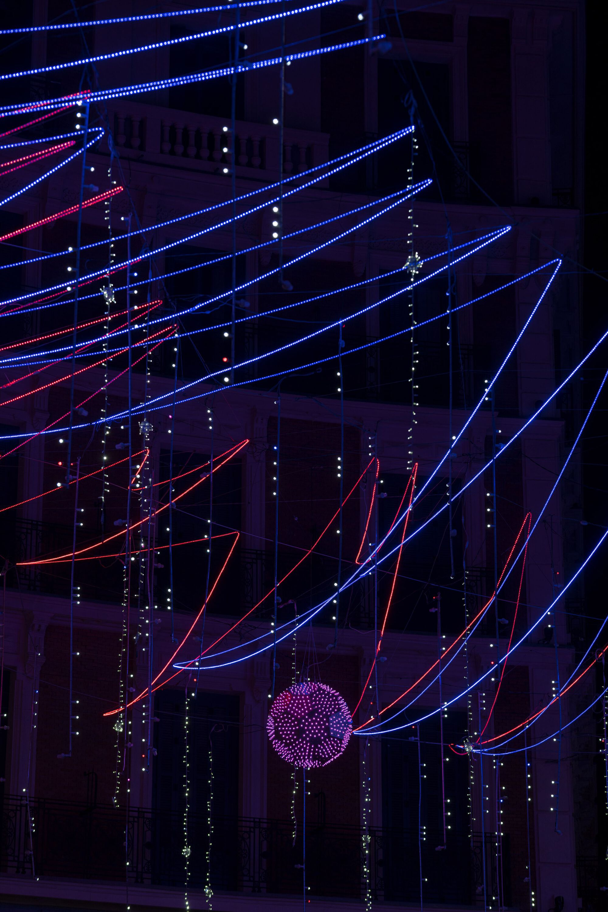 IRIS 灯光装置丨西班牙马德里丨Brut Deluxe-10