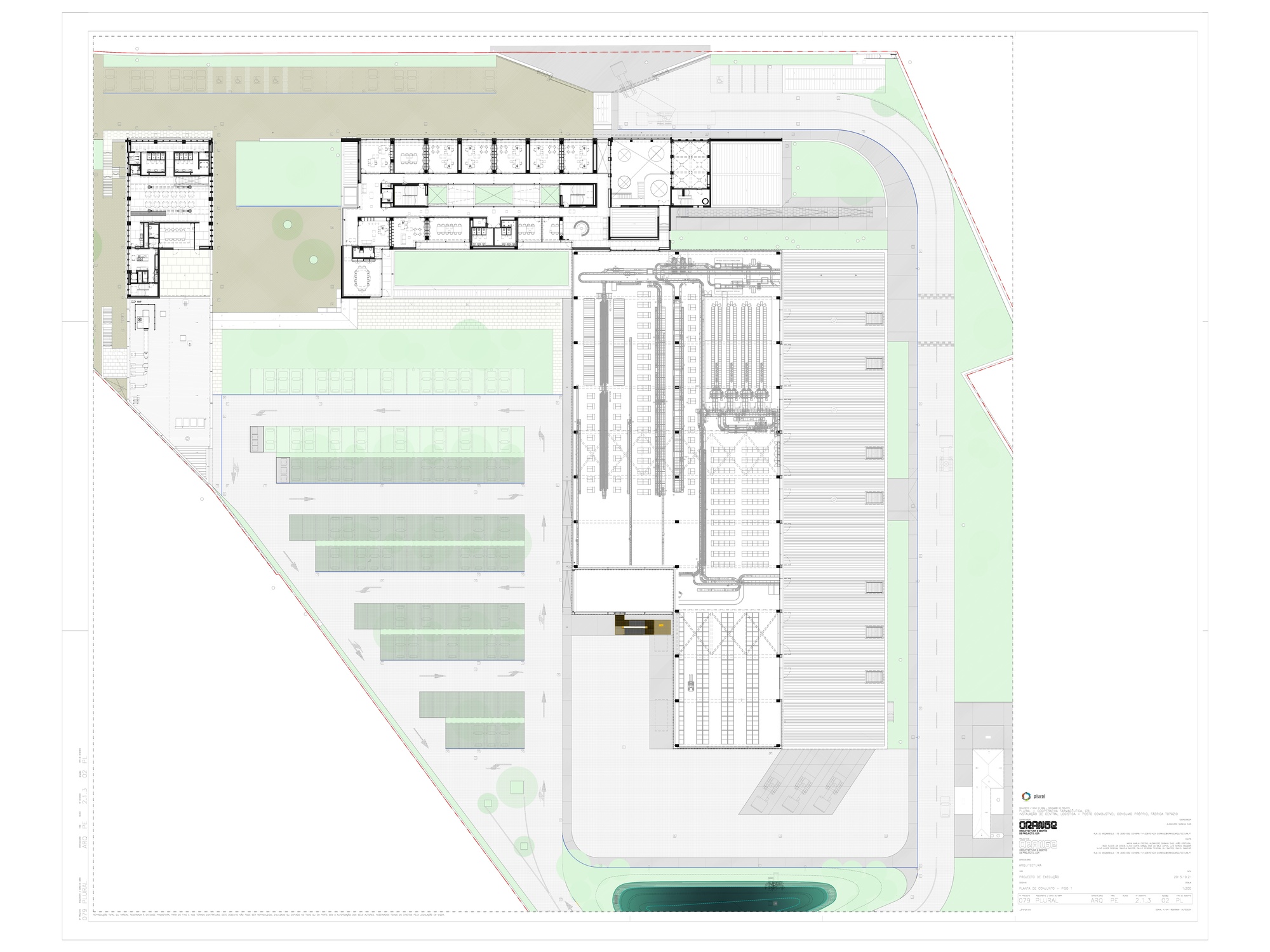葡萄牙 Plural 药店总部物流中心,古今交融的办公建筑-10