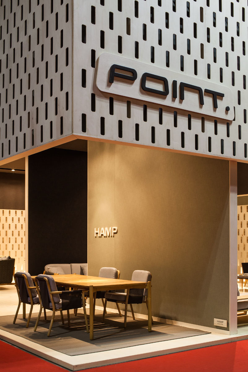 05 12 STAND POINT EN LA FERIA EUROLUCE 2015 DE MILÁN-15