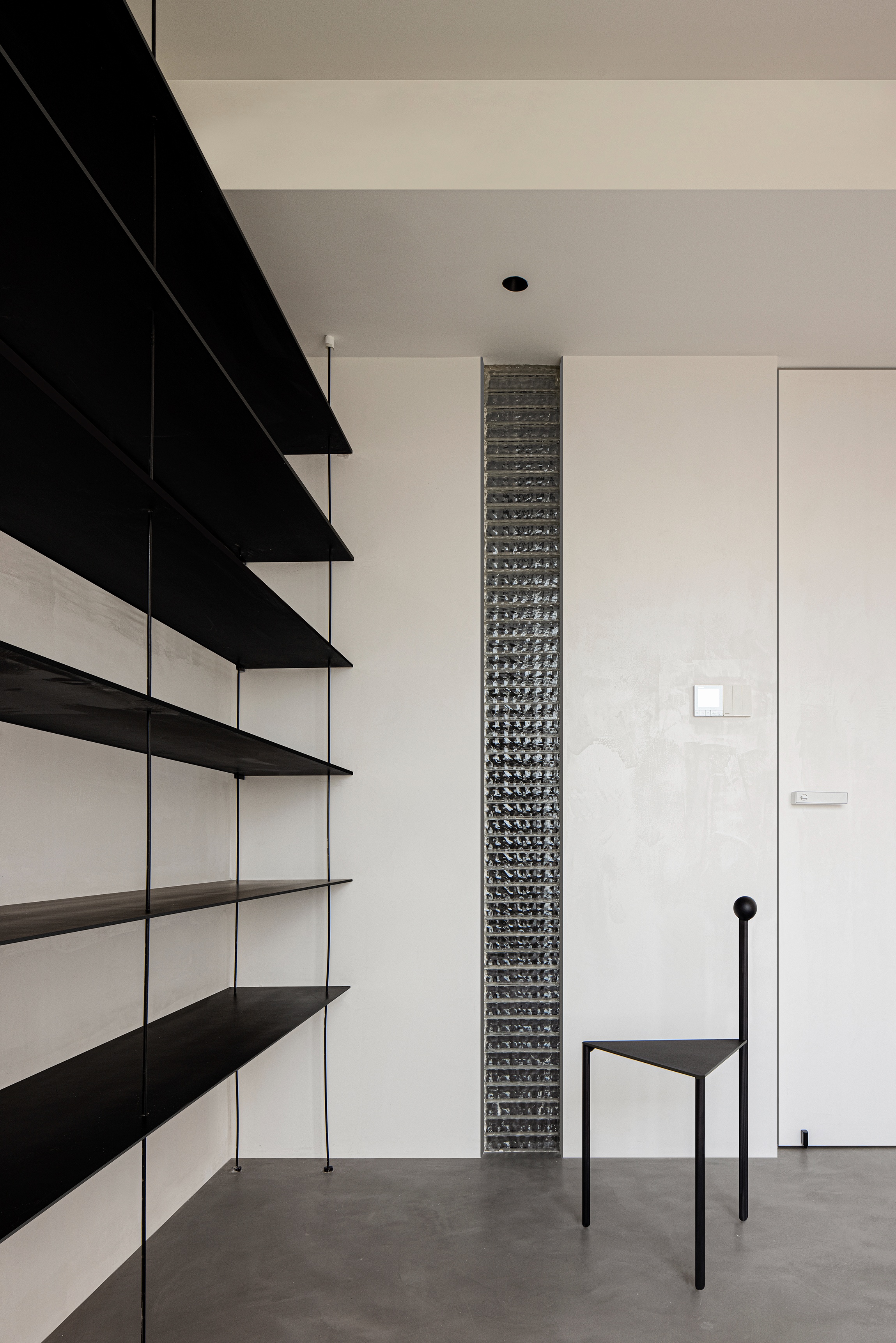 寻心归处,留白与蓝的极简居所丨中国上海-62