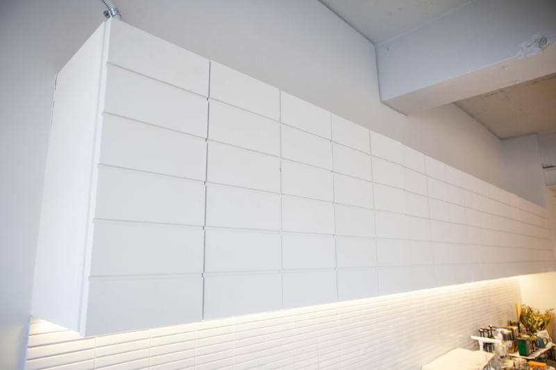 16 坪现代白色极简风格蛋糕店设计-11