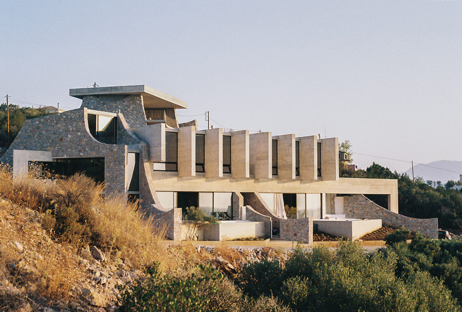 丨康斯坦丁诺斯·埃斯塔西乌,乔治·布吉乌科斯,康斯坦丁诺斯·塞洛斯-6