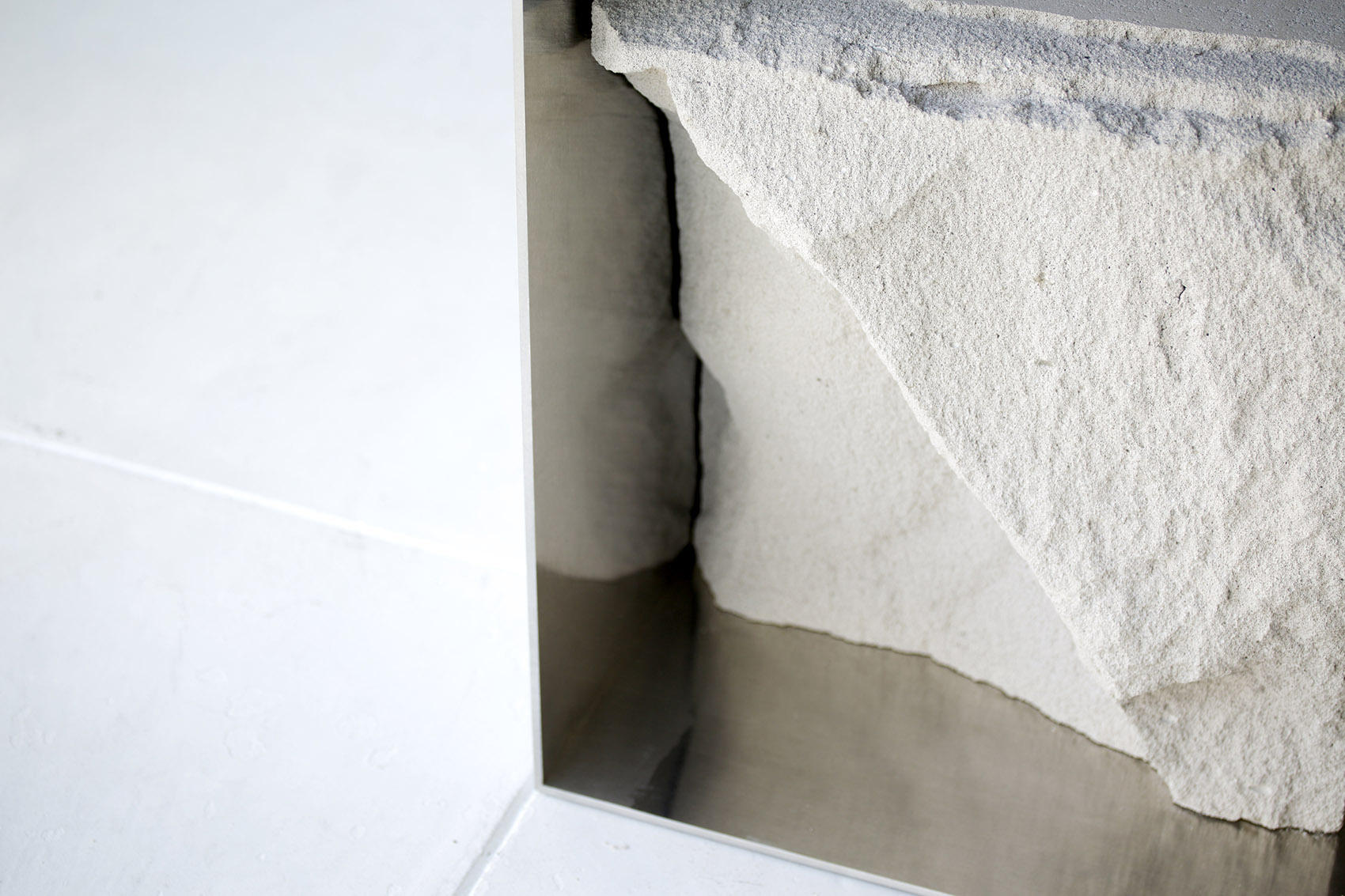 “高雅灰”商店 / Ciguë-20