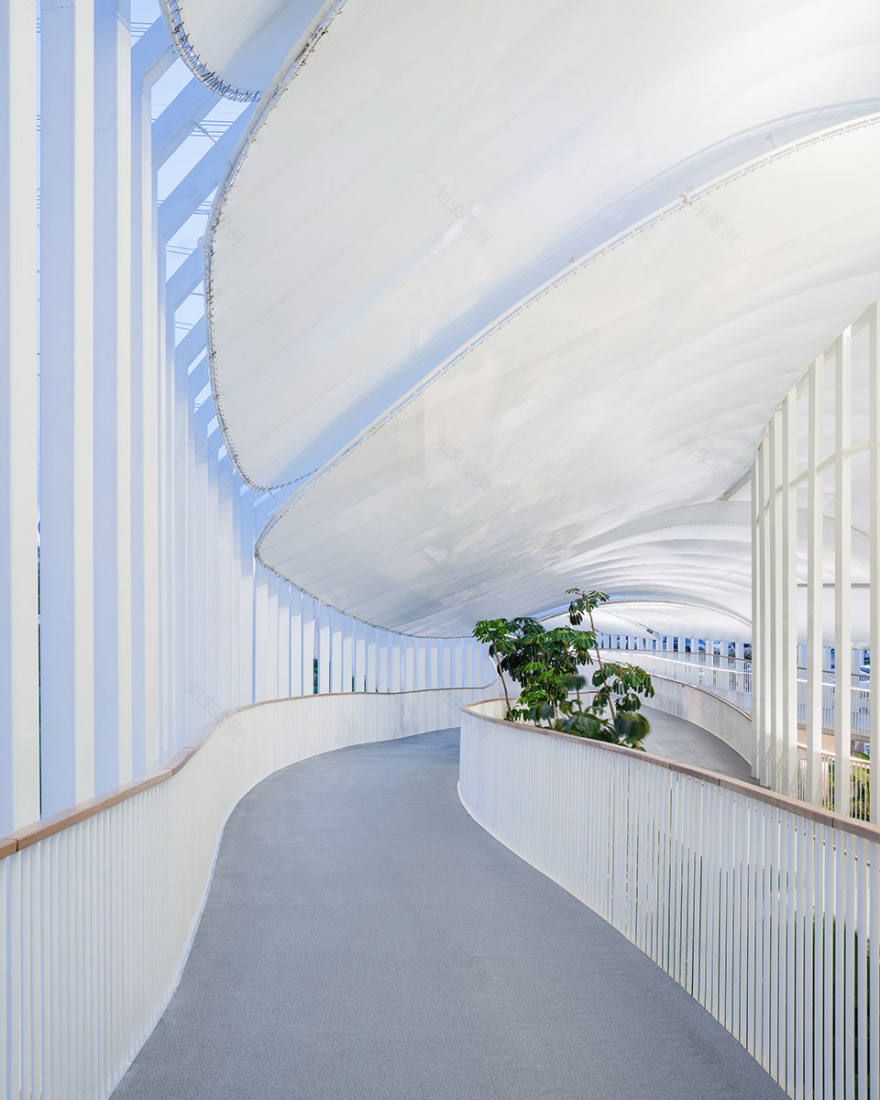 Megapark商业综合体改造,曼谷 / Architectkidd-53