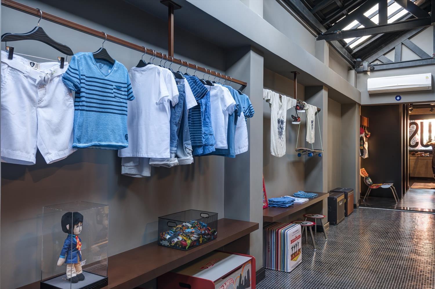 Mini U·S·时尚男童店-9