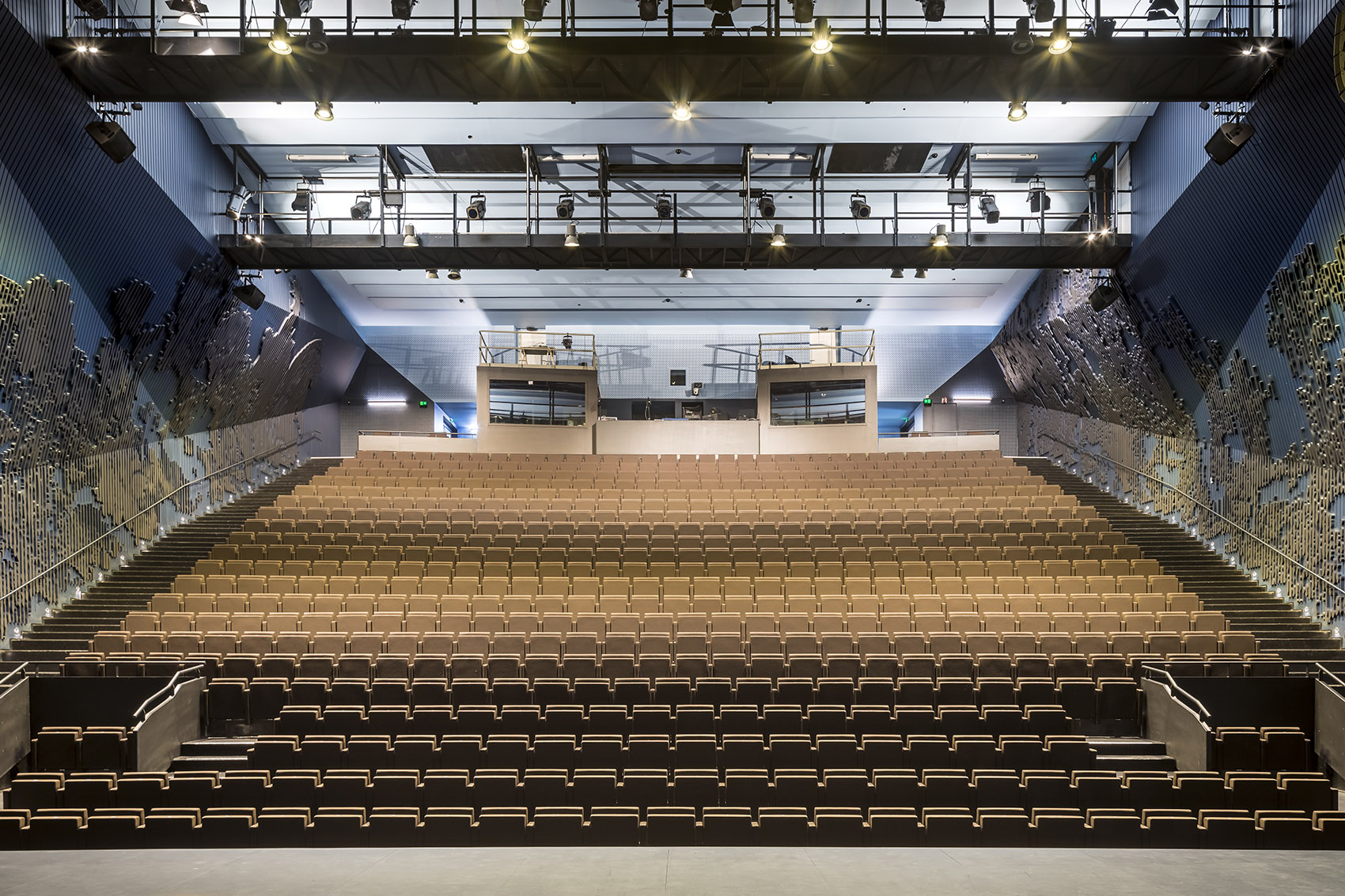 Beauvaisis剧院丨法国丨The atelier AJC-93