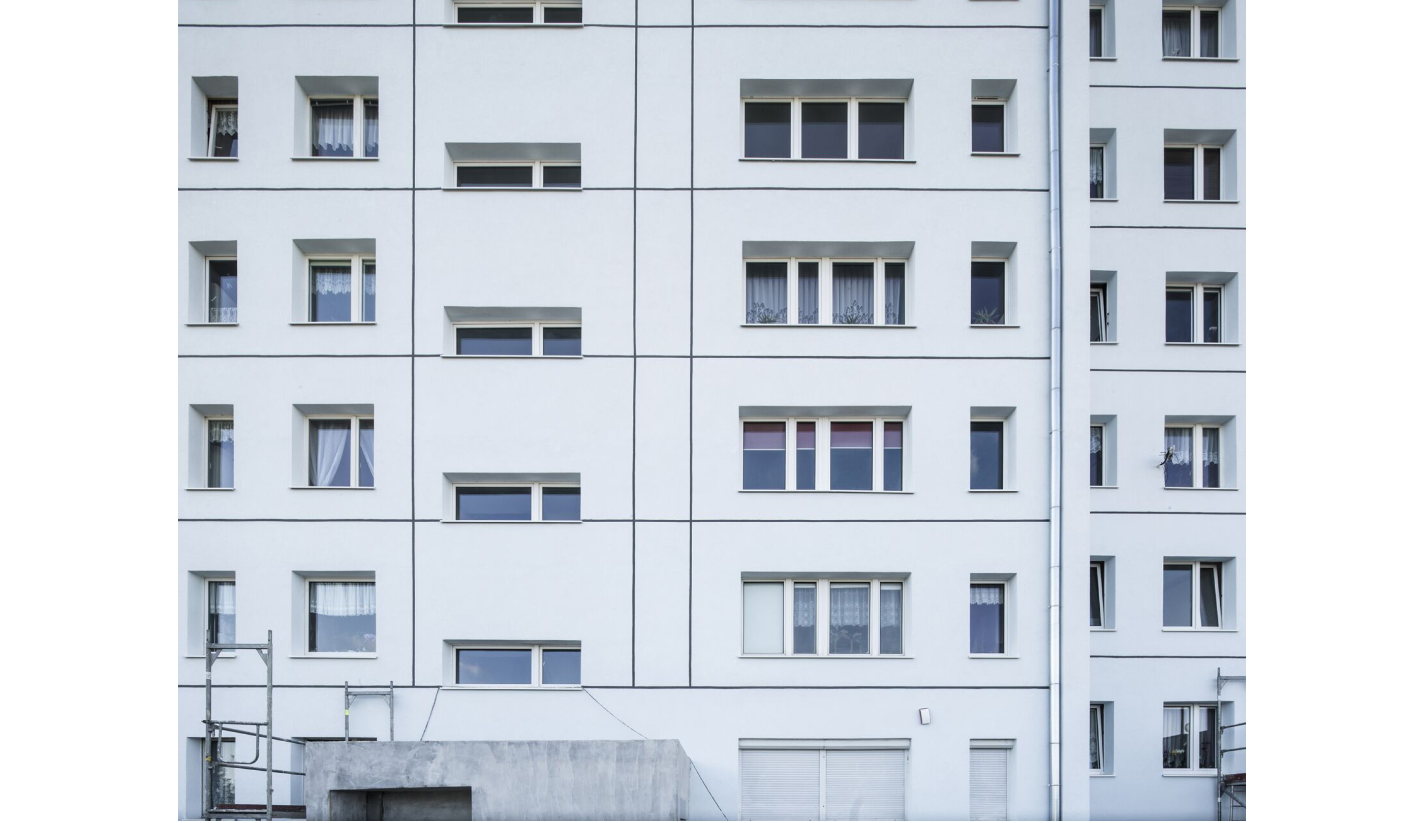 WHITE WALLS 建筑改造项目-6