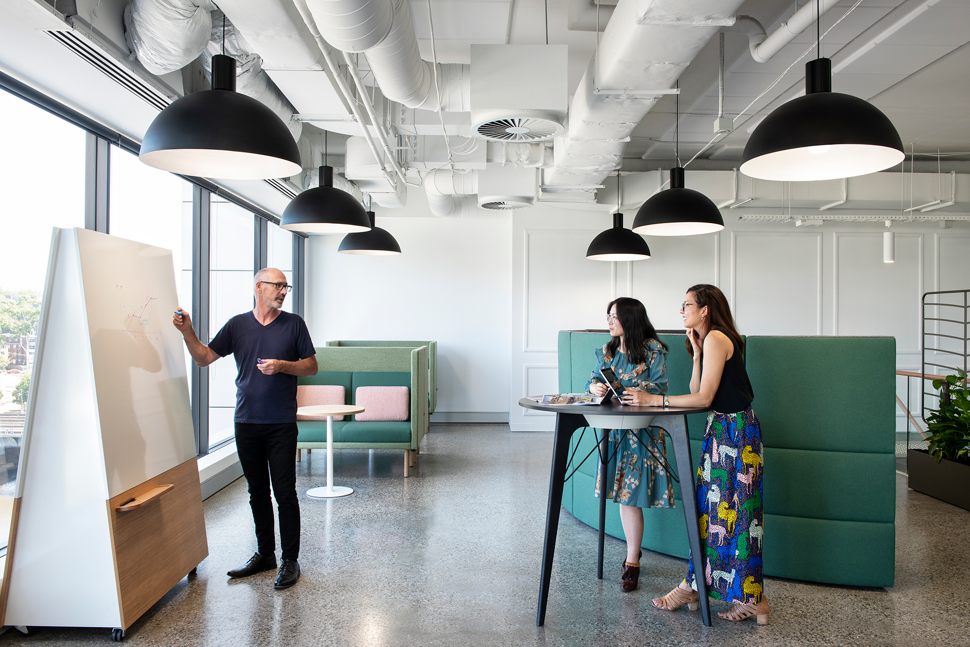 连接与创新 | 7-Eleven 与星巴克的新总部设计-18