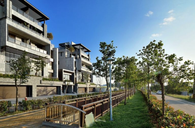 國立交通大學浩然圖書期刊空間 。- 知識【埕】knowledge Agora - WEHOUSE-7