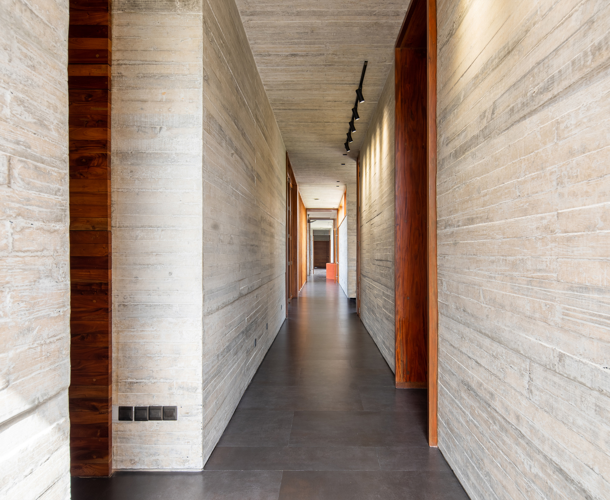 查比之家丨Bangladesh丨SYSTEM Architects,EKNC-50