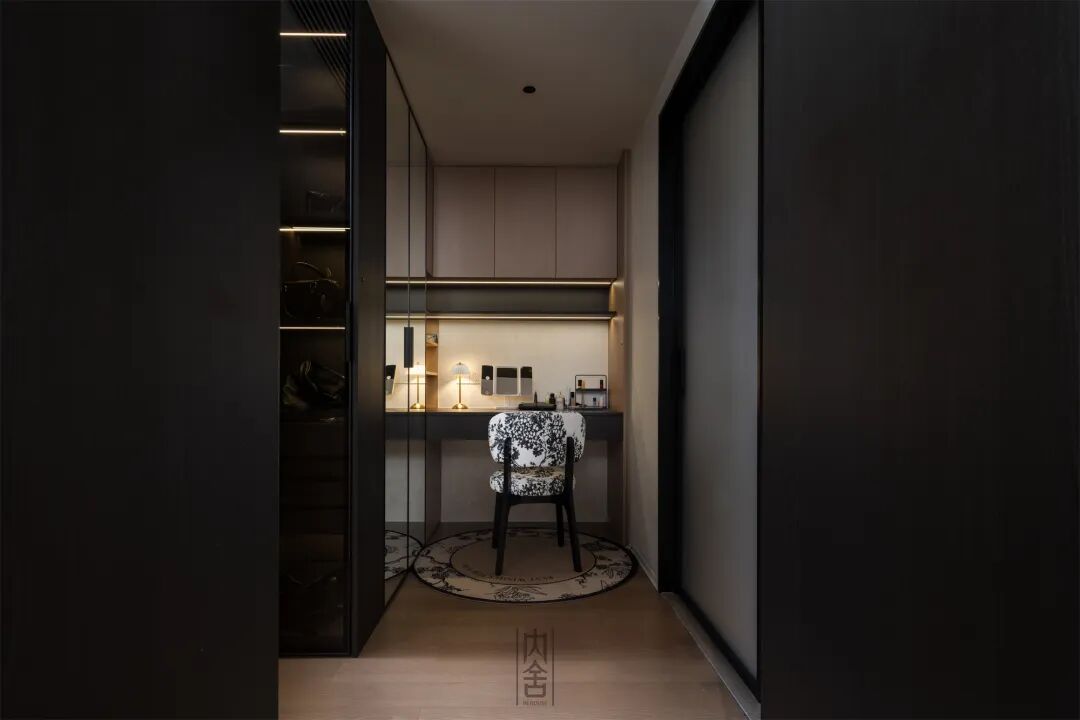 内舍软装丨128㎡奶油意式风，打破传统横厅布局，让空间更宽敞！-39