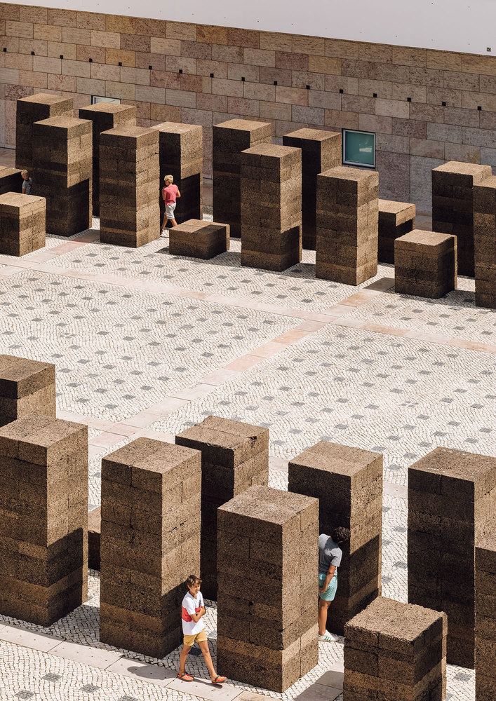 废旧 Cork Agglomerate 打造户外影院 · 葡萄牙 Belem Cultural Centre 纪念项目-19