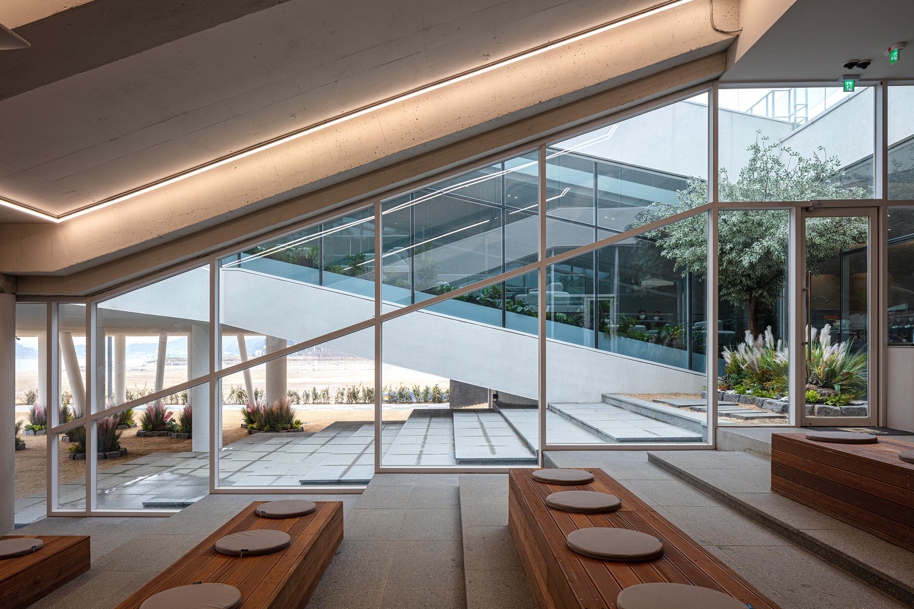 灵钟岛咖啡馆 [美味]丨(주)유타건축사사무소,UTAA Company-26