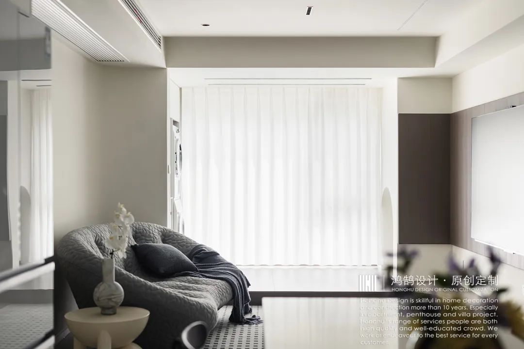 等你下课 | 110㎡里奶油色温柔地诉说着家庭每个成员的重要性，包括“柯基”。-7