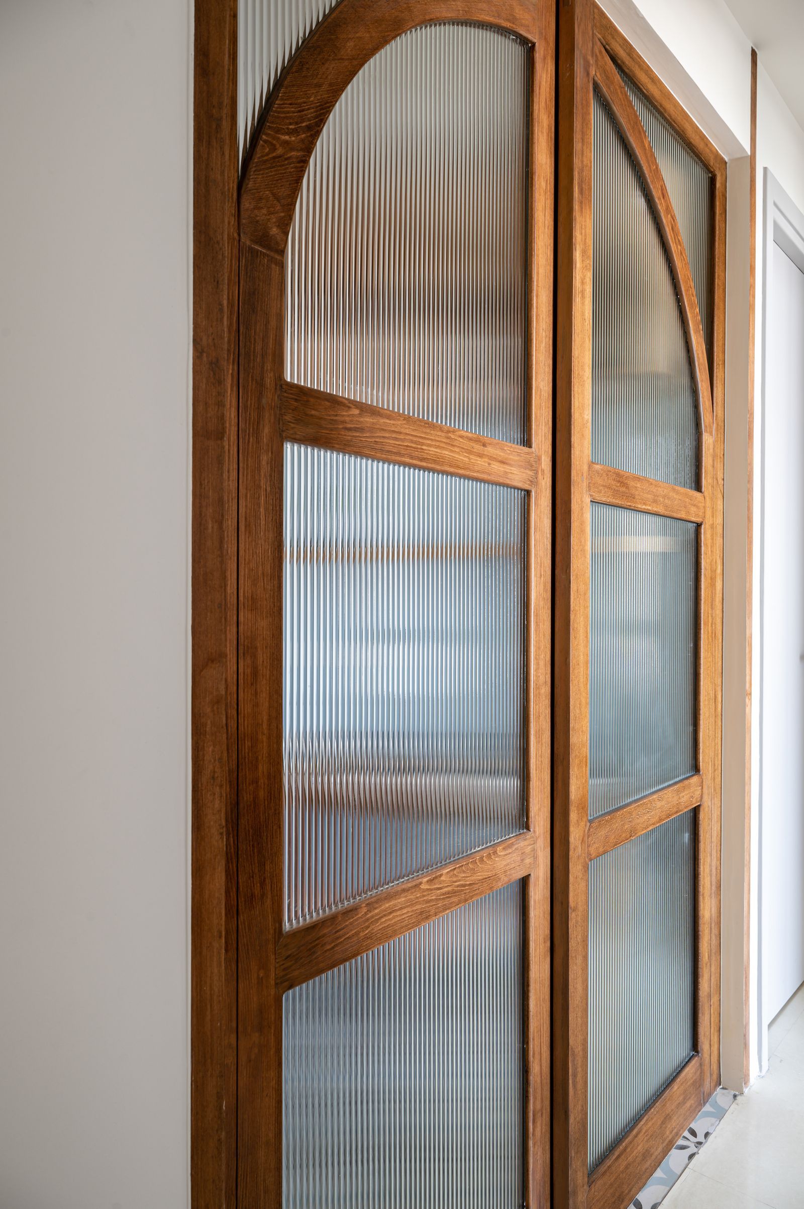 900 平方英尺班加罗尔居家办公改造住宅丨印度班加罗尔丨5FT. Apart 的 Taarini Jouhari-24