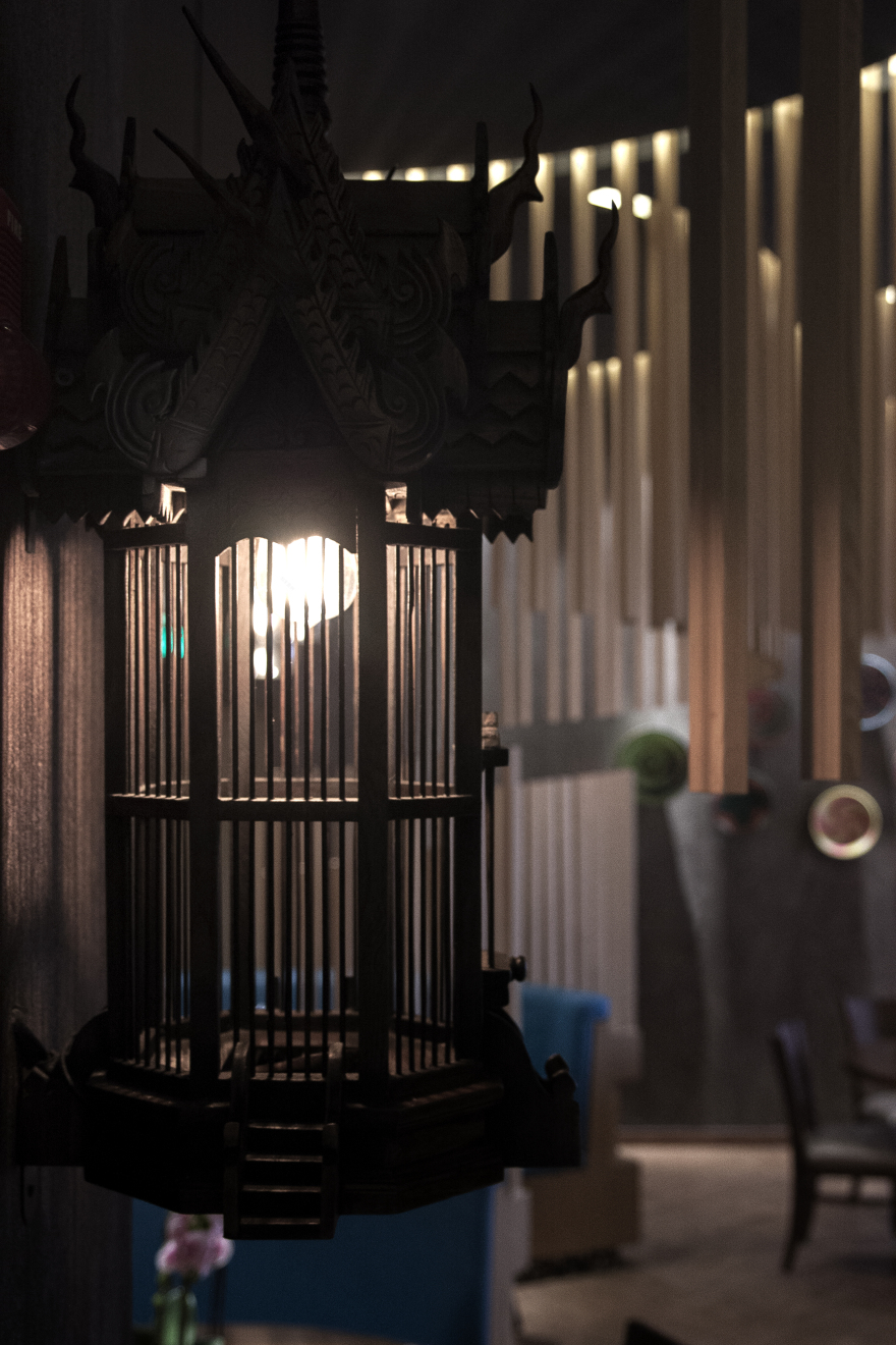 泰国风情与现代元素完美融合的餐厅设计-13