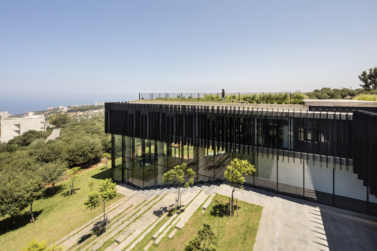 Sheikh Nahyan Centre for Arabic Studies - Intercultural Dialogue  Fouad Samara Architects-1