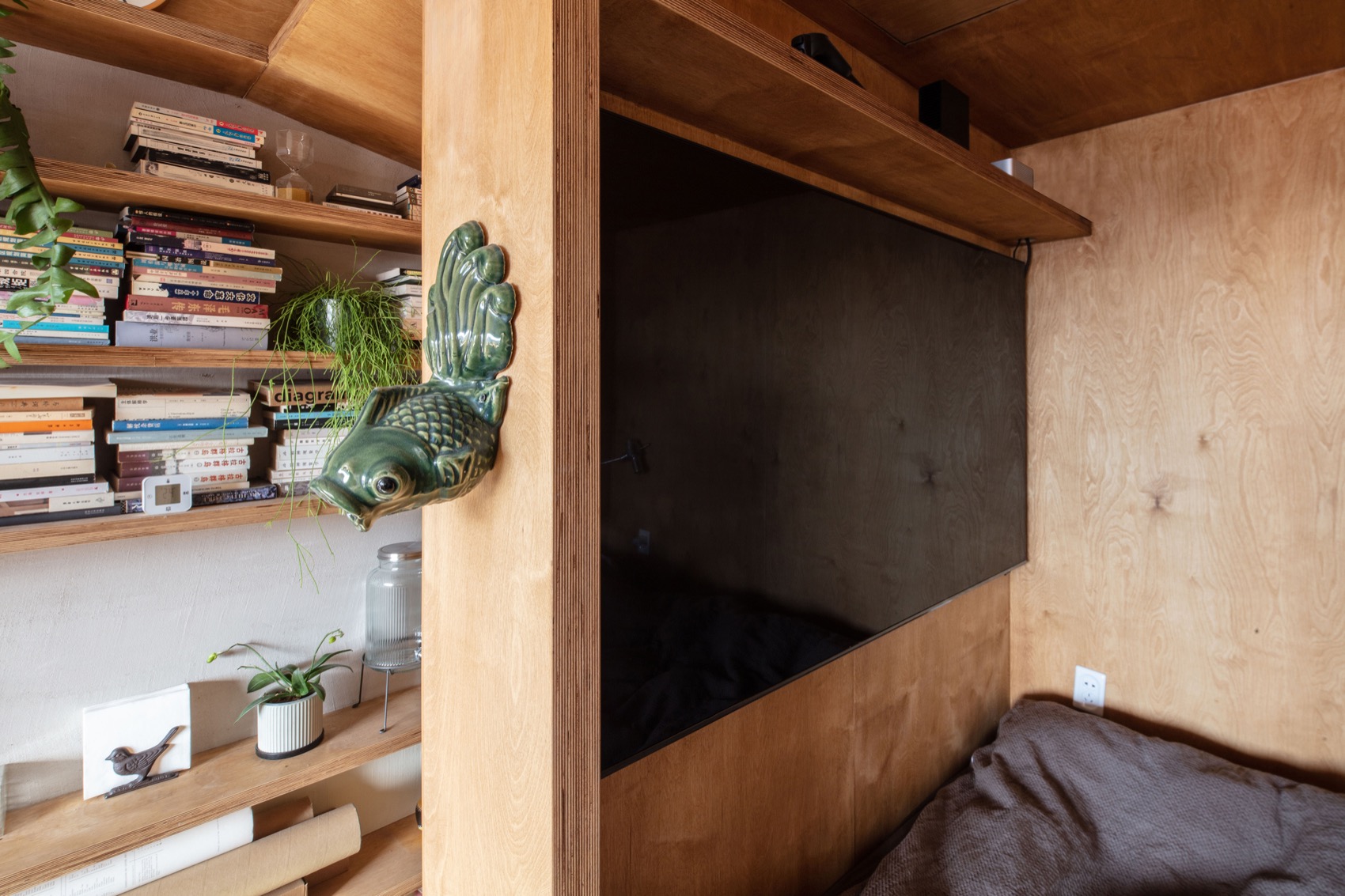 山顶洞之家  老破小里的庇护和观望丨中国北京丨察社办公室-42