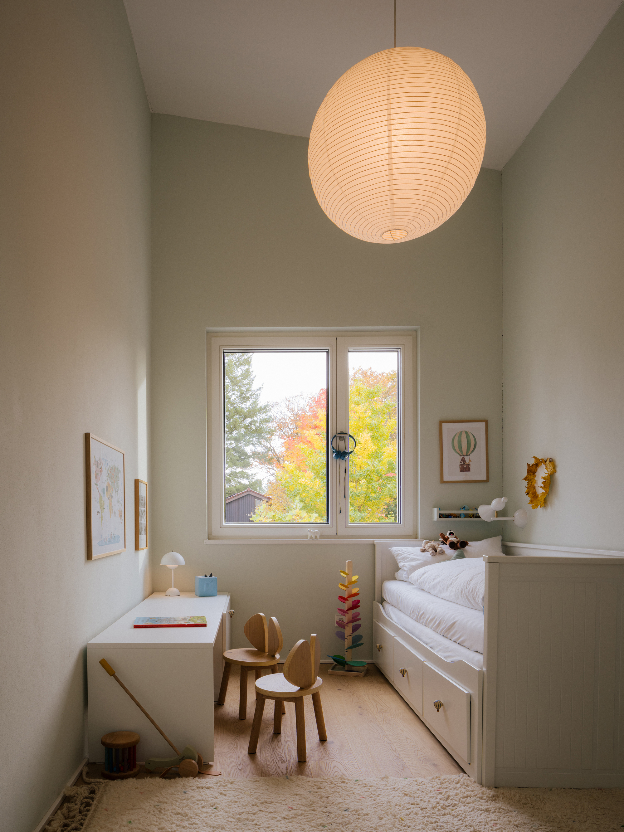 一二屋（由于此组合并非约定俗成的表达，这样的翻译只是按照字面组合呈现，可能在实际中没有确切对应的含义） 丨德国柏林-24