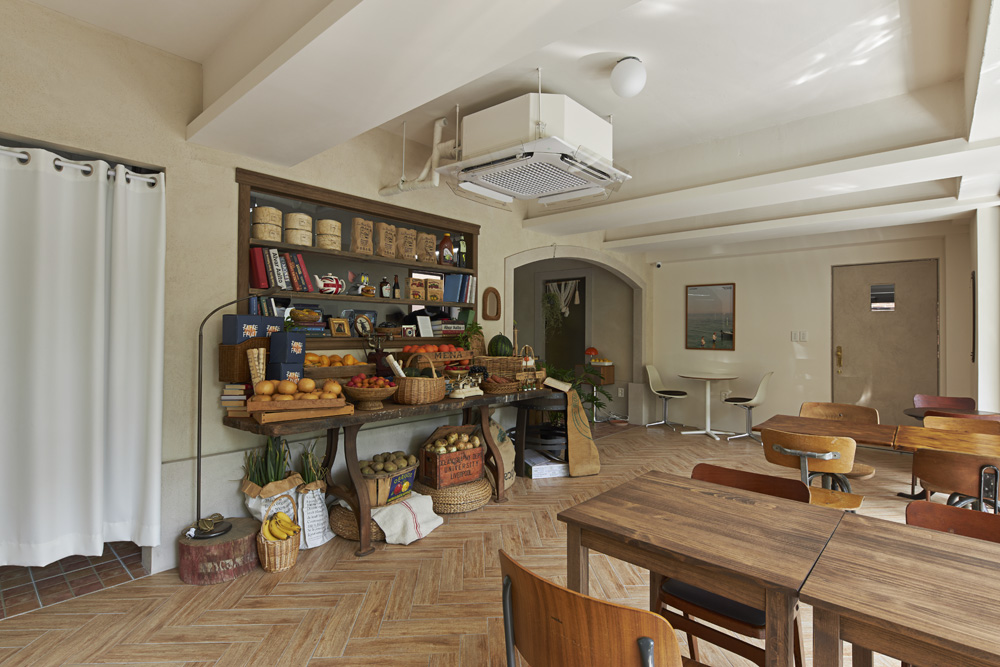 欧洲风 22 坪果园主题露台咖啡馆设计-12