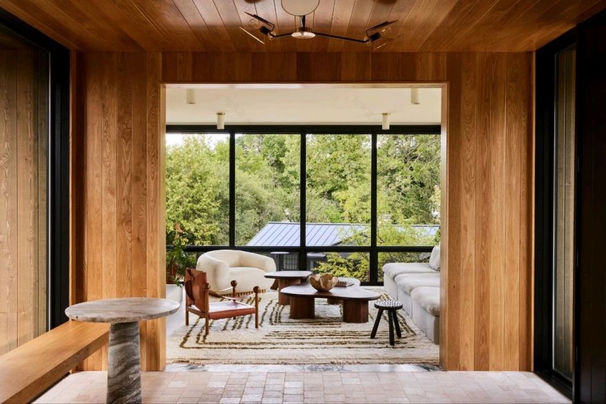 复兴堂;复兴之家(具体含义需根据语境确定,此处复兴可指宗教复兴、文化复兴等方面,house可理解为场所,如教堂等宗教场所或者其他特定的组织场所等) 丨美国密歇根丨SSS Design工作室-4