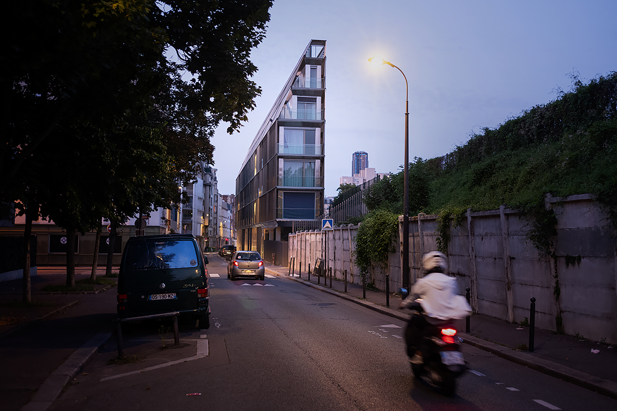 Rue Castagnary 混合用途建筑丨法国巴黎丨TANK-23