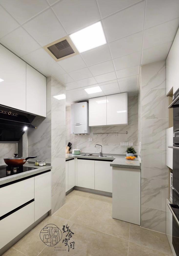 轻奢幻彩公寓,功能与美学的完美结合-9