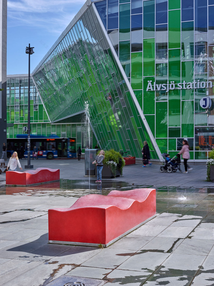 瑞典斯德哥尔摩Älvsjö广场-9