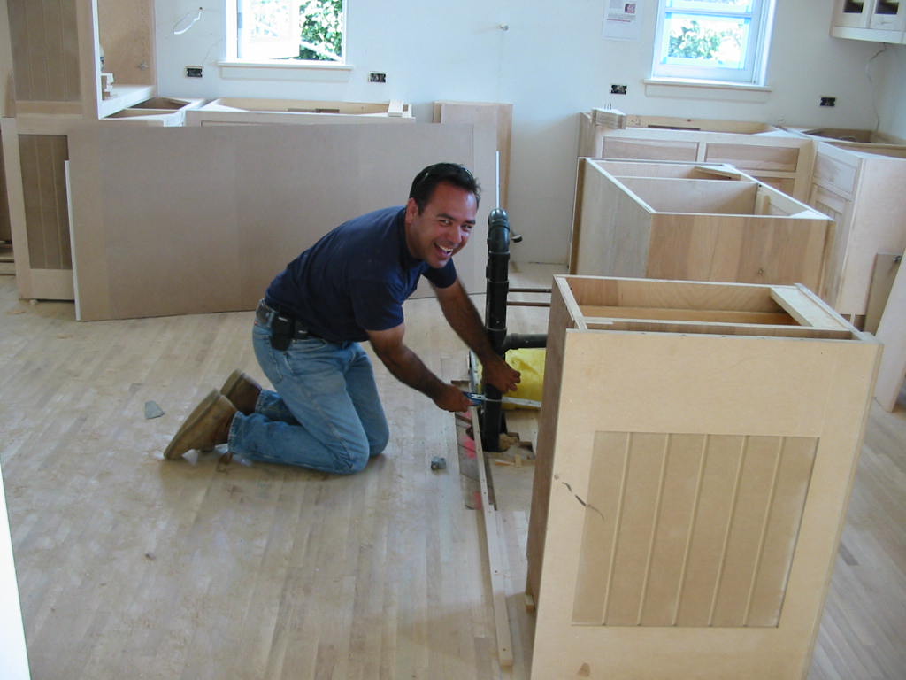 圣莫尼卡西班牙风格厨房改造丨MyanmarMon-16