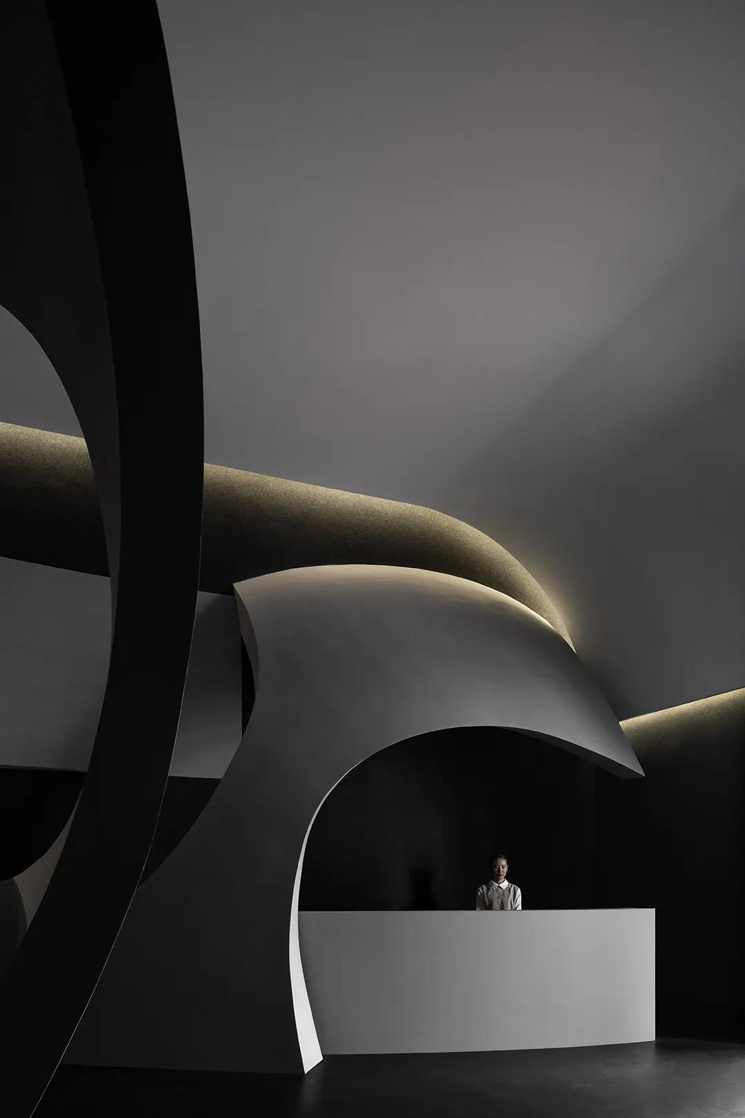 追光·欧文莱陶瓷总部，空寂之境 | 谢培河作品-170