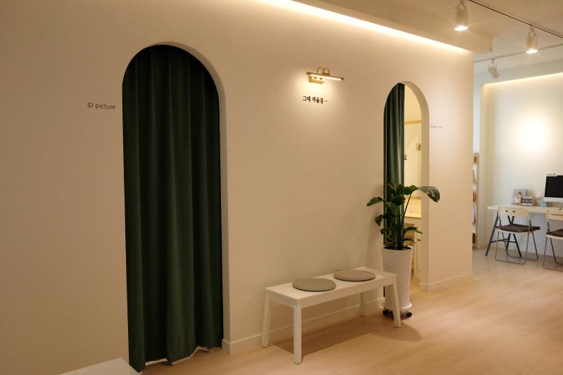 40 平小空间大变身，首尔照片馆简约设计-5