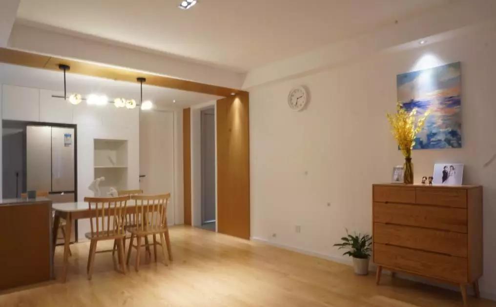 简约木质感,家的温馨港湾——现代简约家居设计案例-14