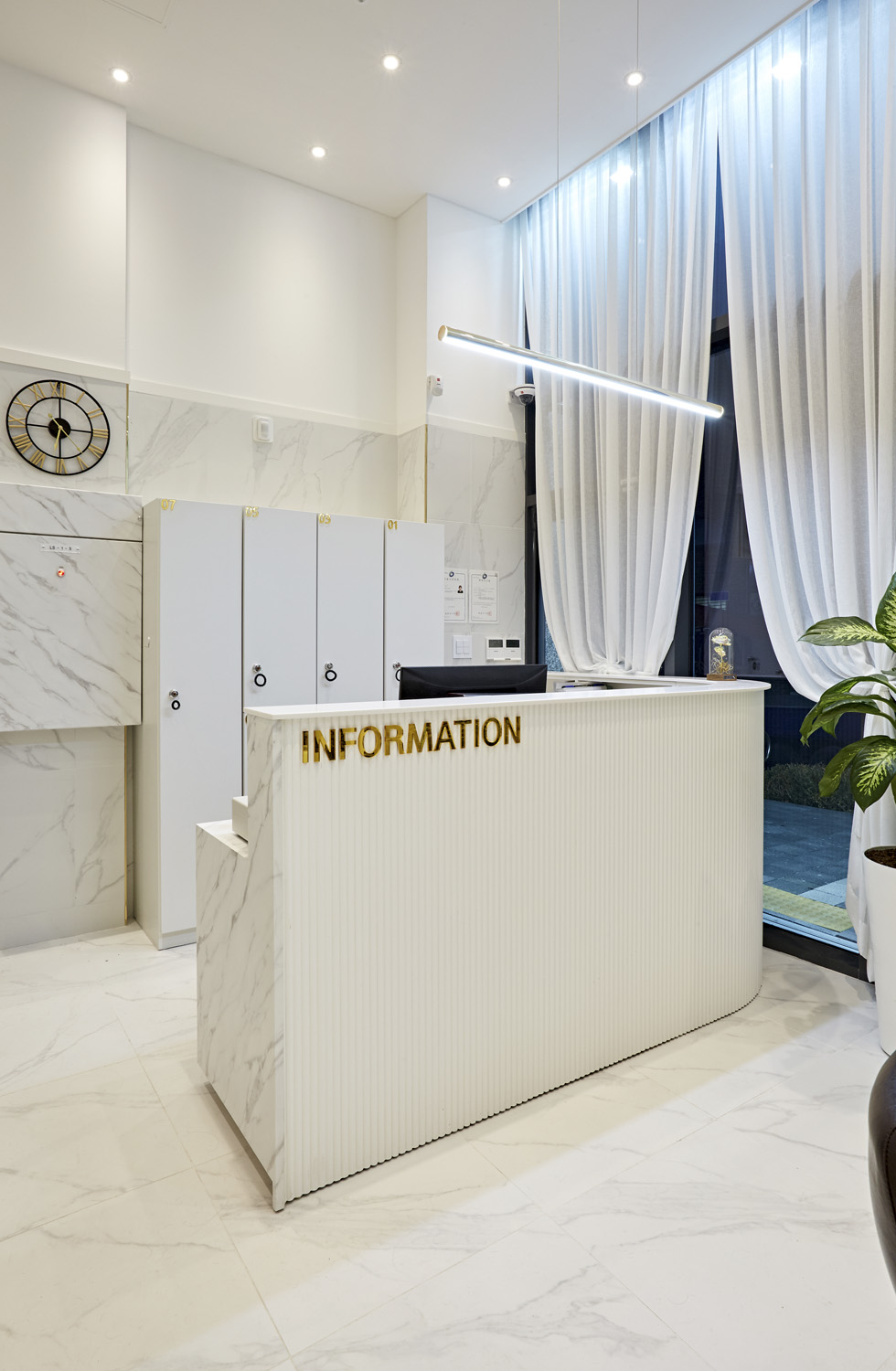 18 平米现代美容院空间设计，展现极简美学魅力-10