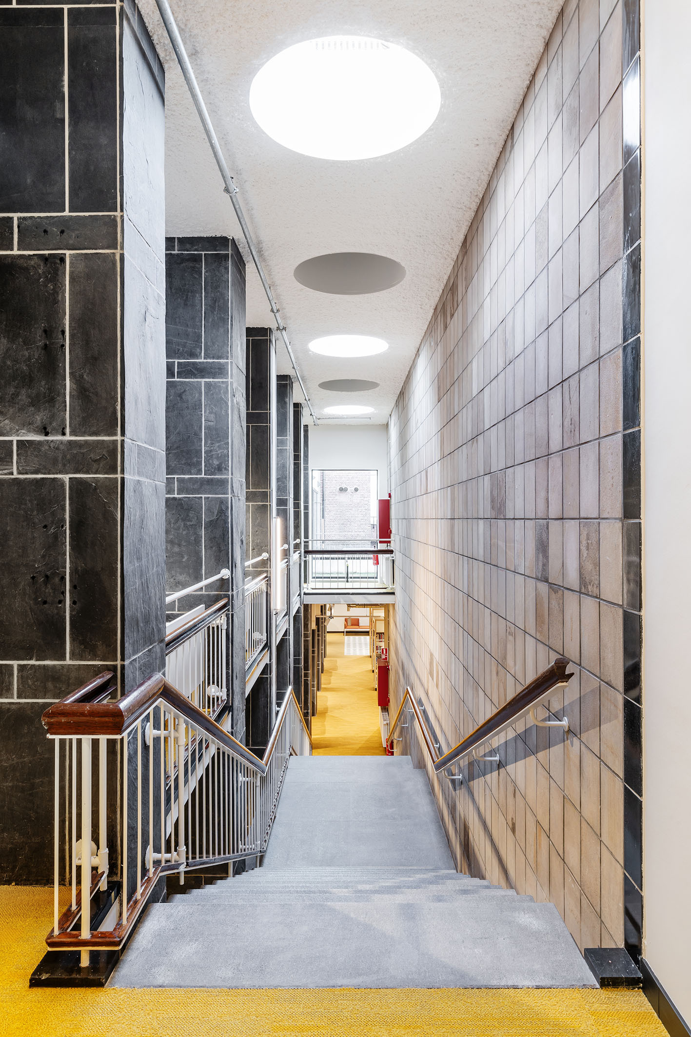 校园歌剧丨比利时安特卫普丨Barchitecten-38