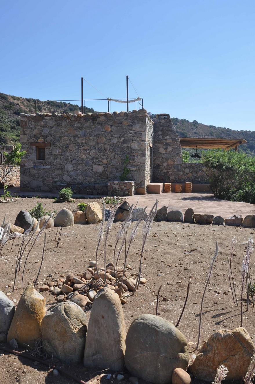 Crete Vacation Home by Paly Architects-30