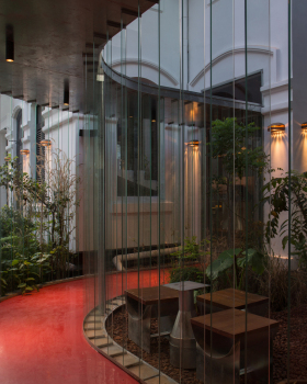 越南 Okkio Duy Tan Caffe 咖啡店设计丨越南胡志明市丨sgnhA