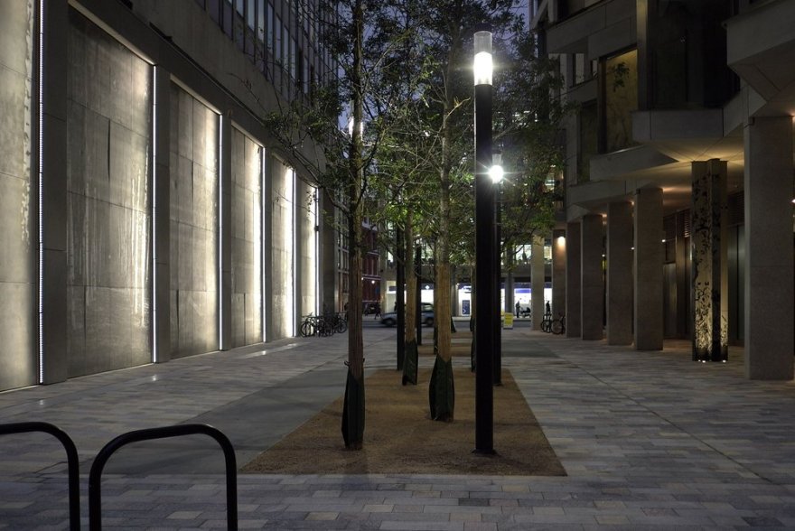 国王门步道,西南一区(注:SW1是伦敦邮政编码的一部分,可理解为西南一区) 丨加拿大维多利亚丨Lynch Architects-13