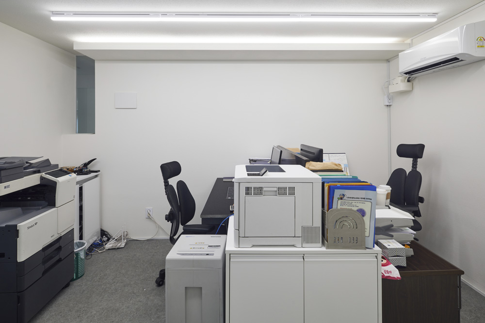 简约黑白风，30 坪法律事务所空间设计-7