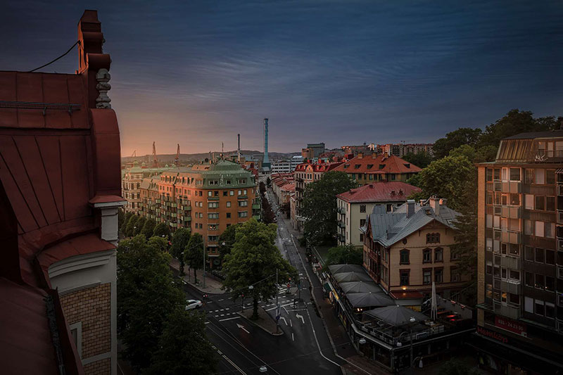 哥德堡特色阁楼公寓 | 倾斜天花板、巨型书架、温馨阳台-12
