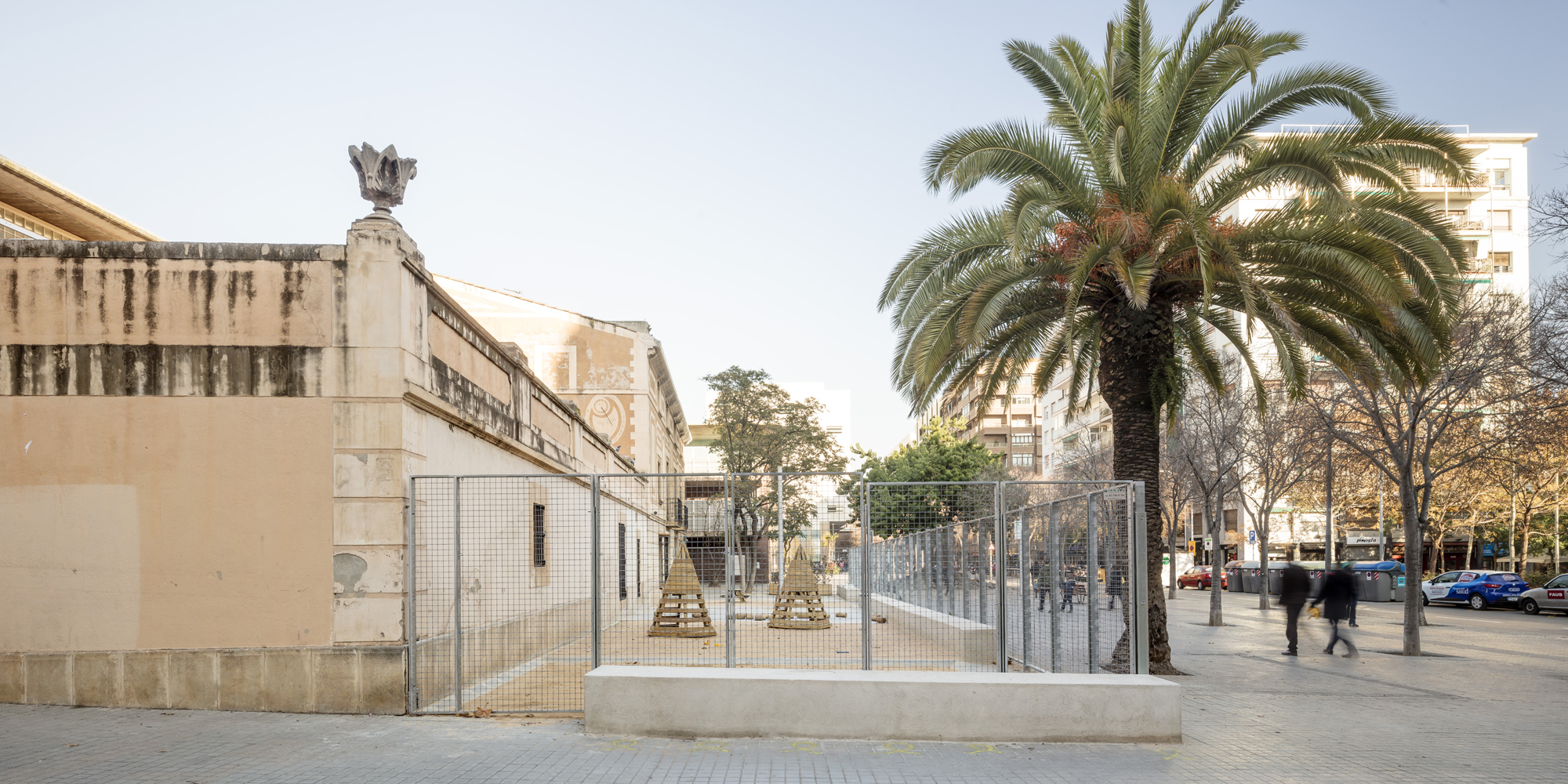 Can Rosés Temporary School / Vora-33