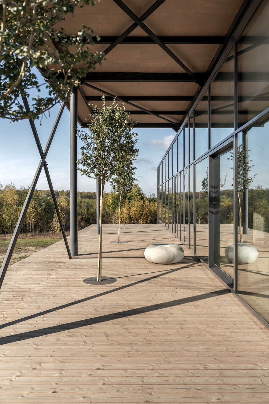 弗拉斯内地区销售办公室丨乌克兰基辅丨Kateryna Virovtseva等三人-35