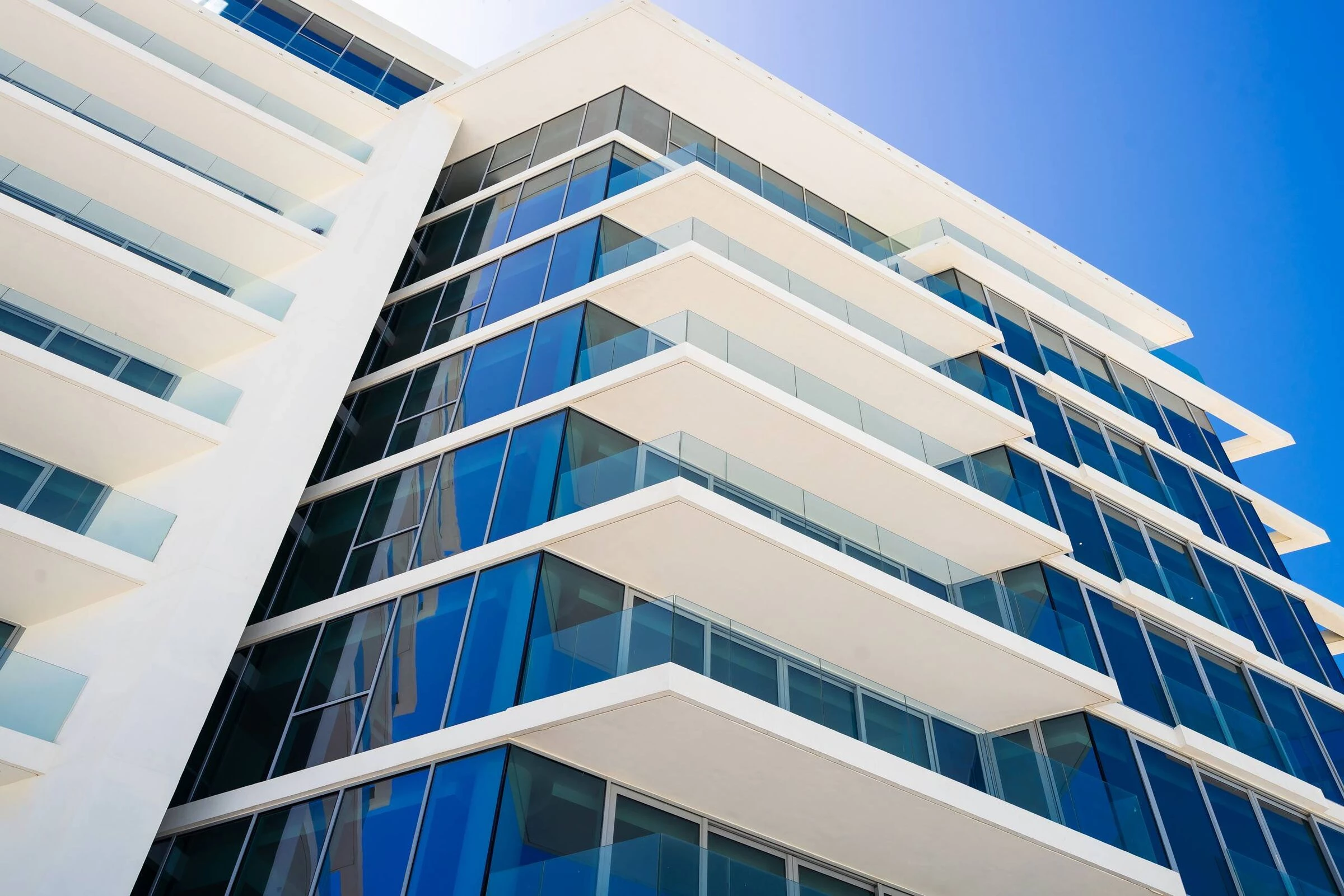 阿布扎比萨迪亚特岛文化区"Mamsha Al Saadiyat"住宅综合体设计-20