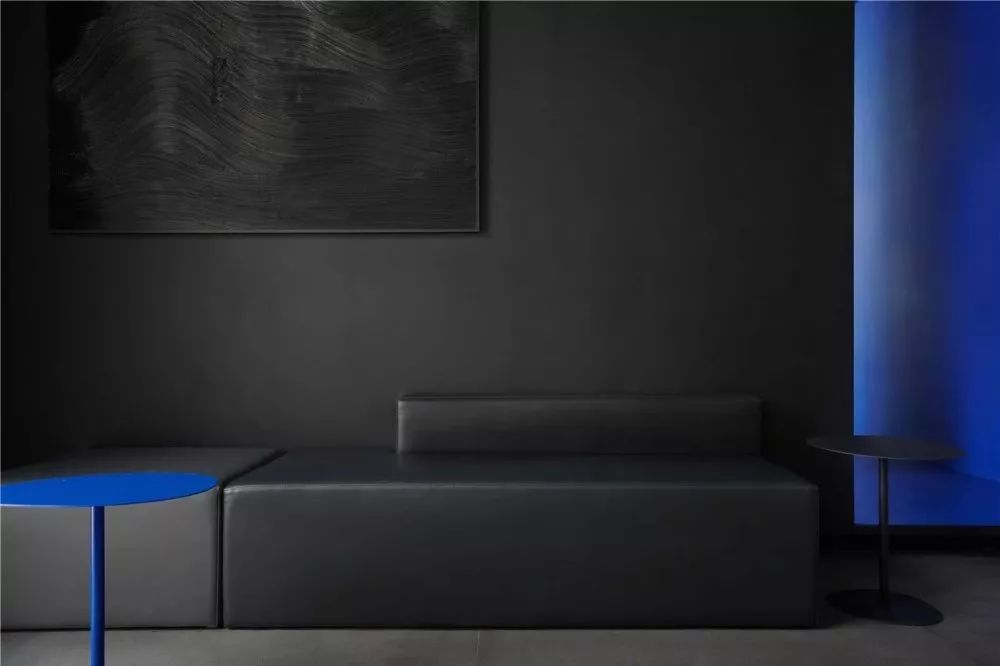 克莱因蓝,Color Visual-46