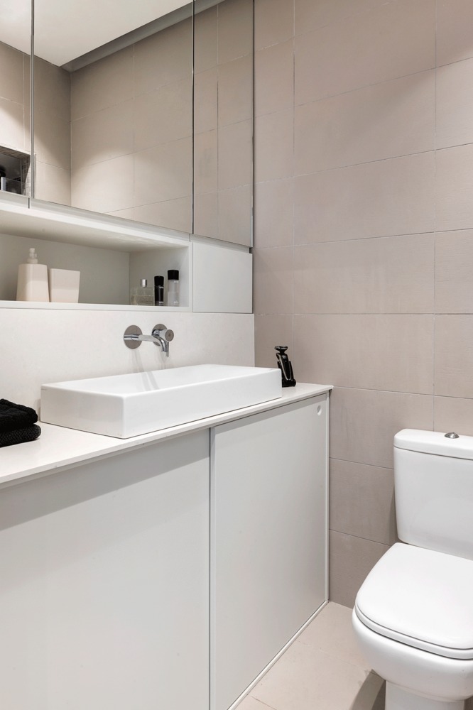 特拉维夫 44 平米公寓,深色设计诠释小空间魅力-76