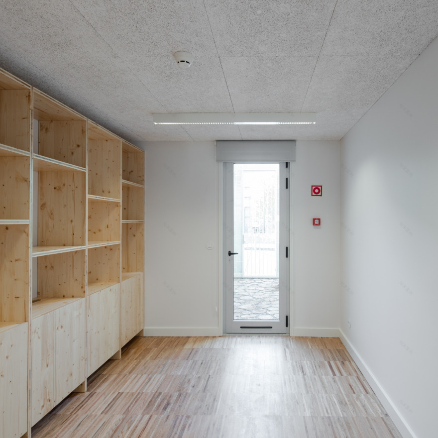 葡萄牙波尔图“Casa Acreditar do Porto”儿童癌症患者家庭住房设计-16