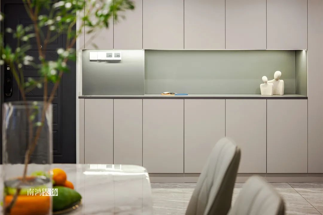 都市水乡复式现代轻奢住宅丨浙江南鸿装饰-30