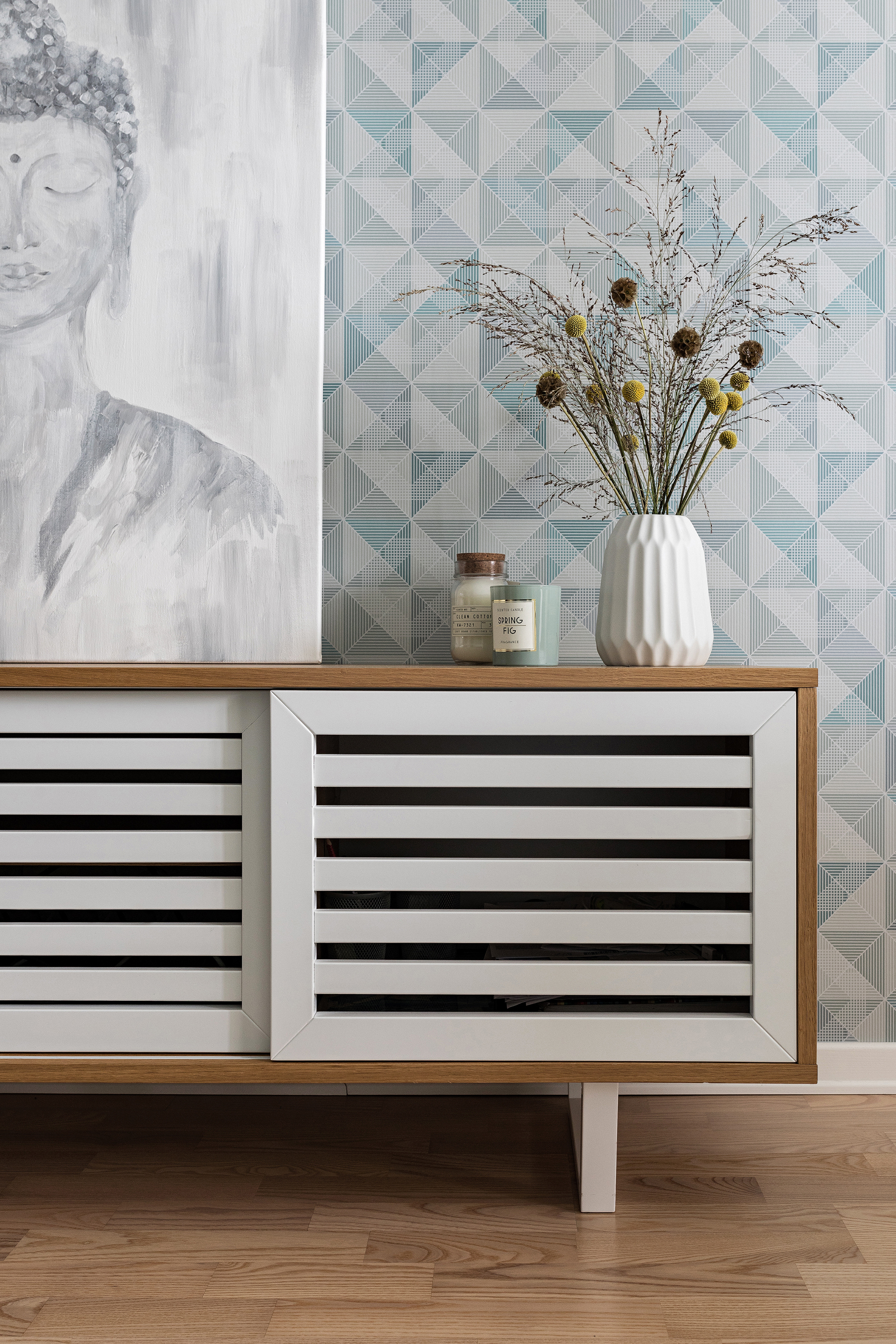 Apartment in light shades-0