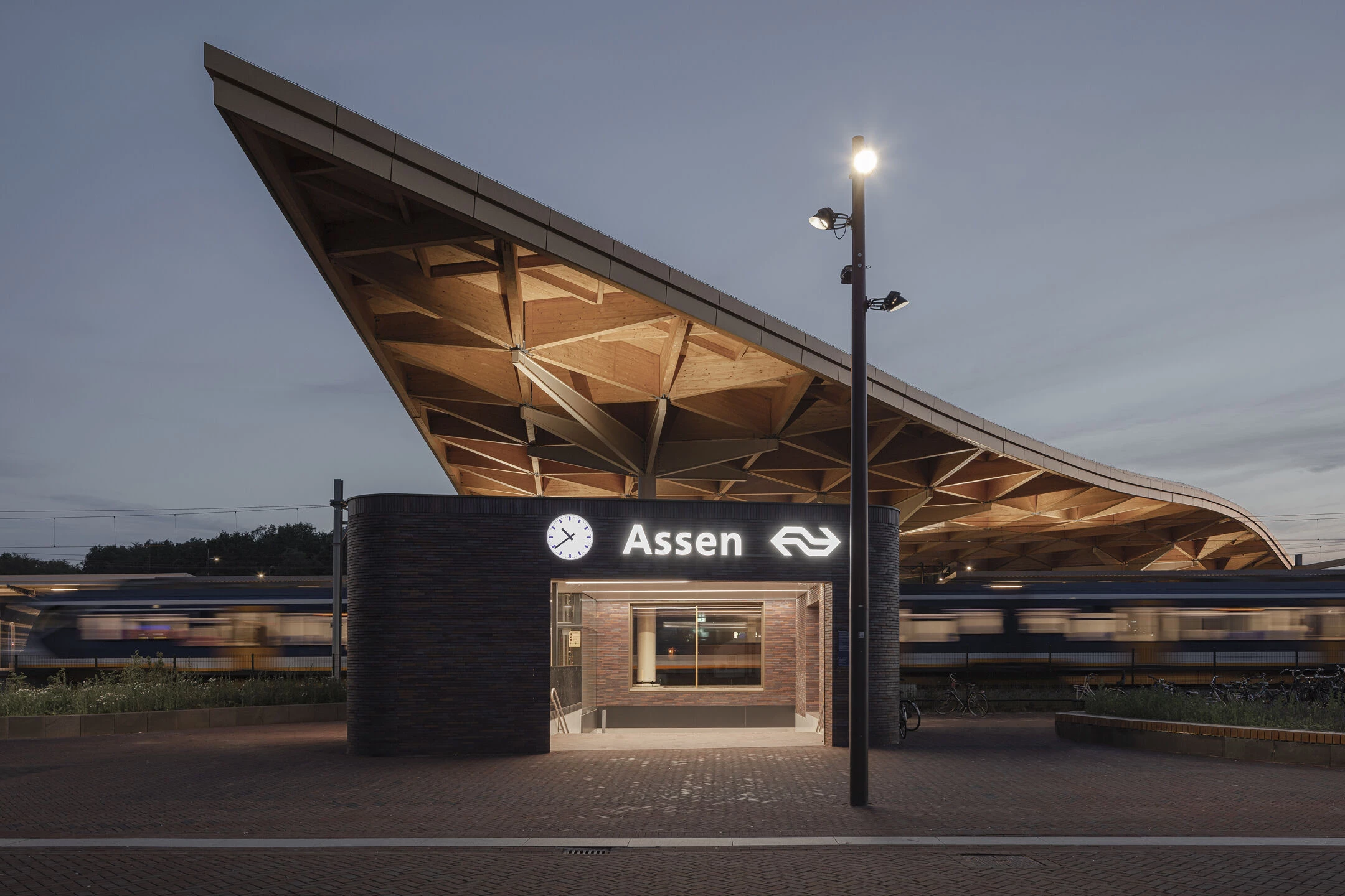 Assen Station-29