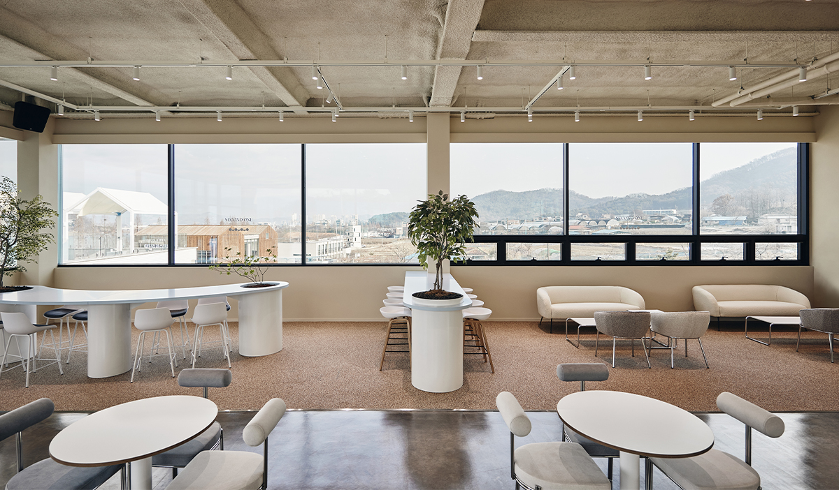 SECOND ONE CAFE 세컨드원 카페 아산점 - 카페 인테리어-8