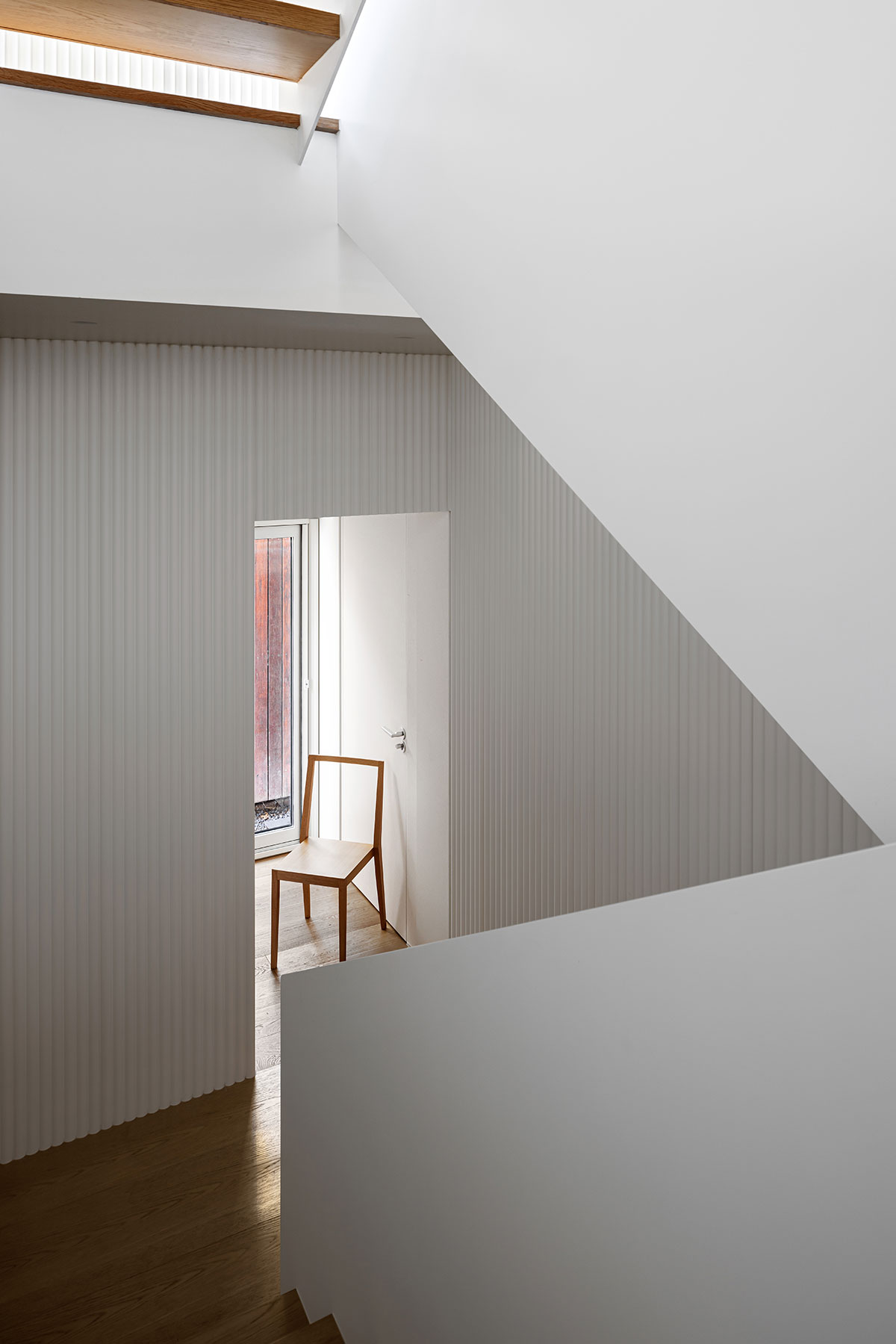 Classic Meets Modern: House Renovation / KiKi ARCHi | ArchEyes-56